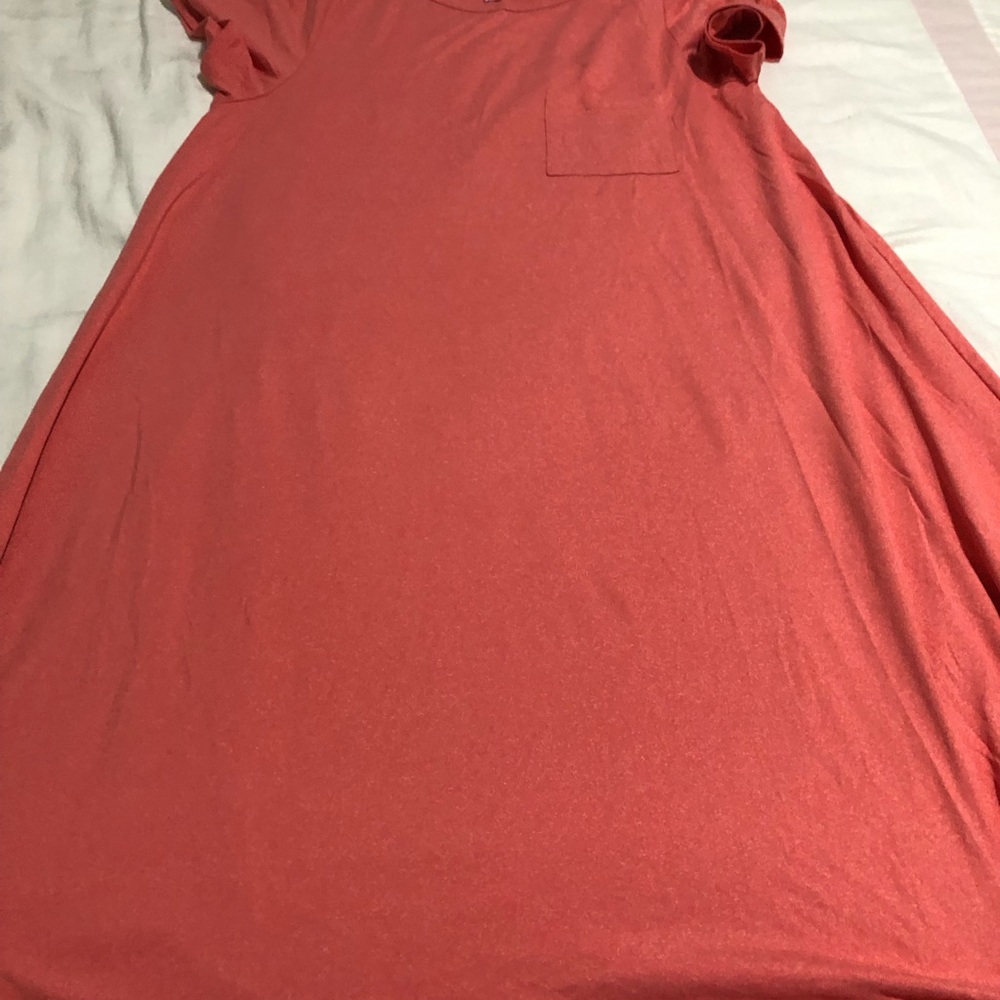 LULAROE Carly dress Size medium